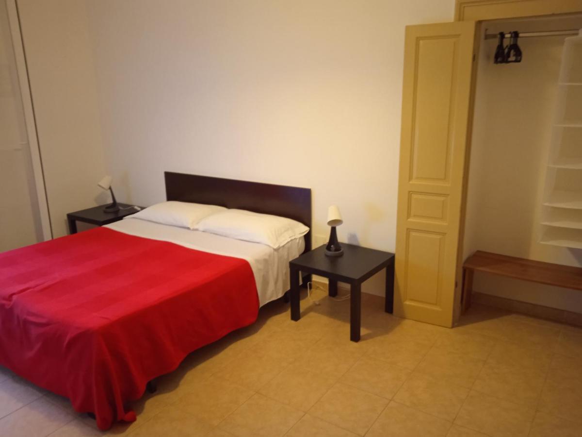 B&B Caravaggio Only 200 Metres From Ortigia Сиракузы Экстерьер фото